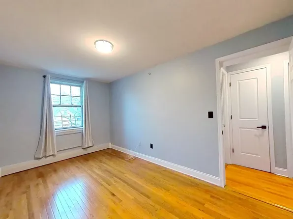 79 East 28th Street image 9 of 14