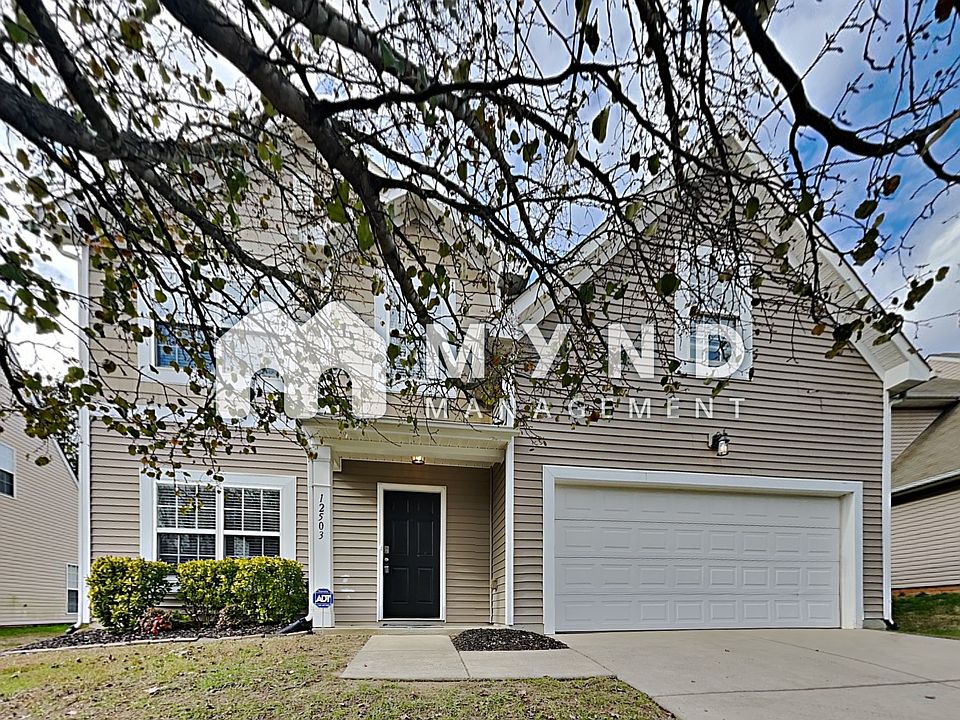 1st image of 12503 Oakton Hunt Dr
