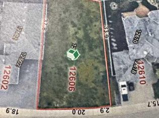 12606 Lakeshore Dr, Grande Prairie, AB T8X 8C6