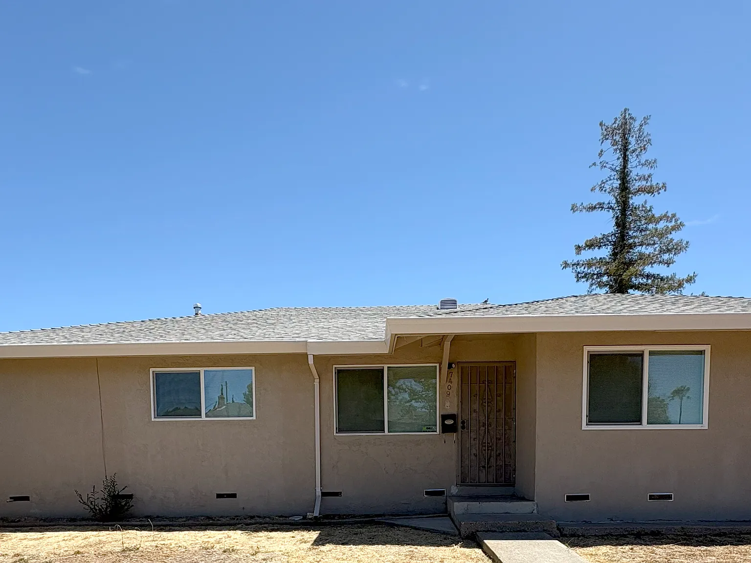 2 bed, 963 sqft, $1,950 — Photo 1