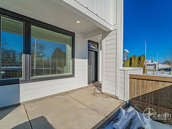 4th image of 16334 NE 20th St