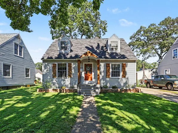 1472 Montague Ave, Muskegon, MI 49441