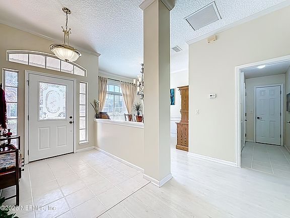 2nd image of 2264 LOOKOUT Landing