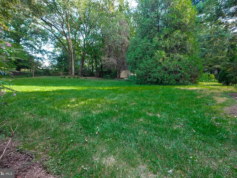 3817 Chanel Rd — Photo 25