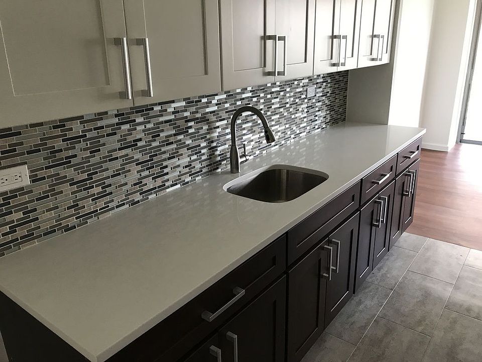 2nd image of 875 Boynton Ave APT 14F