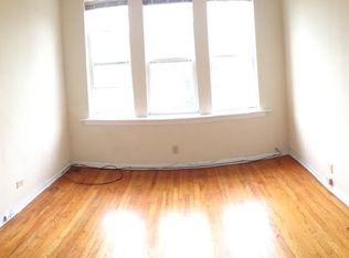 2911 W Shakespeare Ave, Chicago, IL 60647