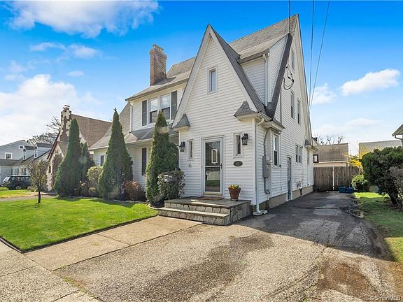 2nd image of 929 Wilcoxson Ave