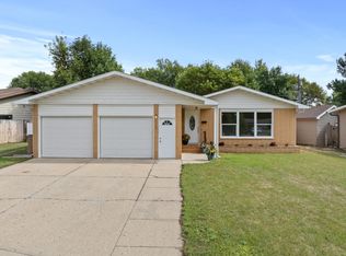 2129 1st Ave SW, Minot, ND 58701