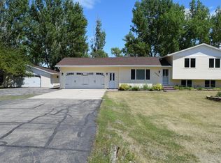 5500 32nd St S, Frontier, ND 58104