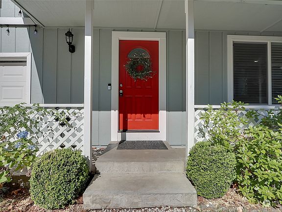 5th image of 8913 107th Street SW