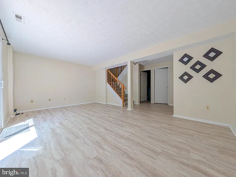 7993 Tyson Oaks Cir — Photo 11