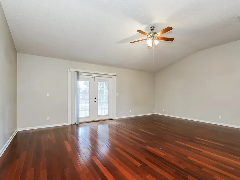 12640 Ashmore Green Dr S — Photo 4