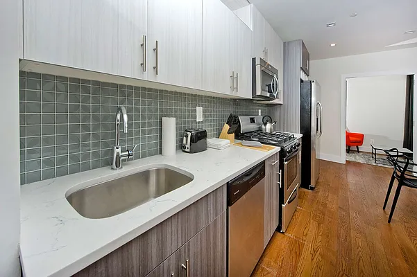 Rented by NOVO | media 44