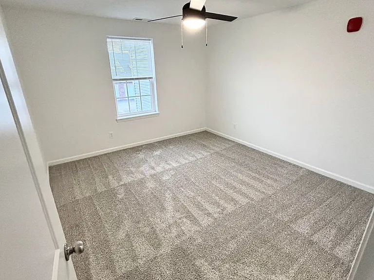 Sagamore Winds Apartments — Photo 85