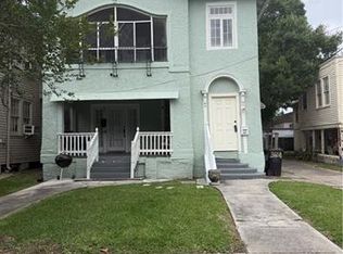 3608 Upperline St, New Orleans, LA 70125
