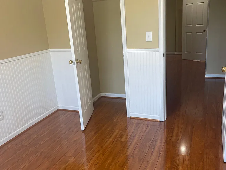5304 Patuxent Dr — Photo 32