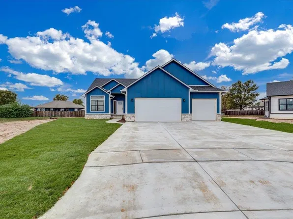 415 S Stoney Creek St, Clearwater, KS 67026