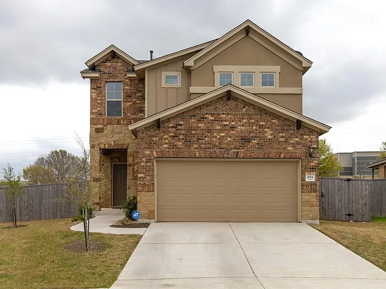 1014 Chad Loop — Photo 2