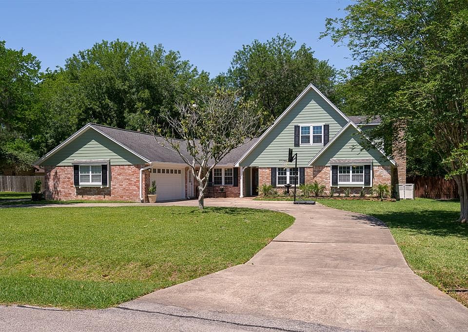 1st image of 2213 Butler Dr