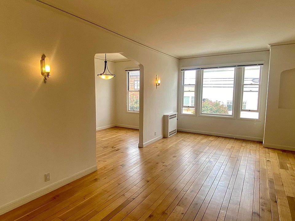 1st image of 3055 Scott St #3
