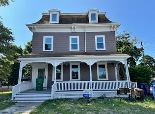 440 Newtonville Ave APT 3, Newton, MA 02460