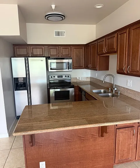 755 Farmers Ln — Photo 8