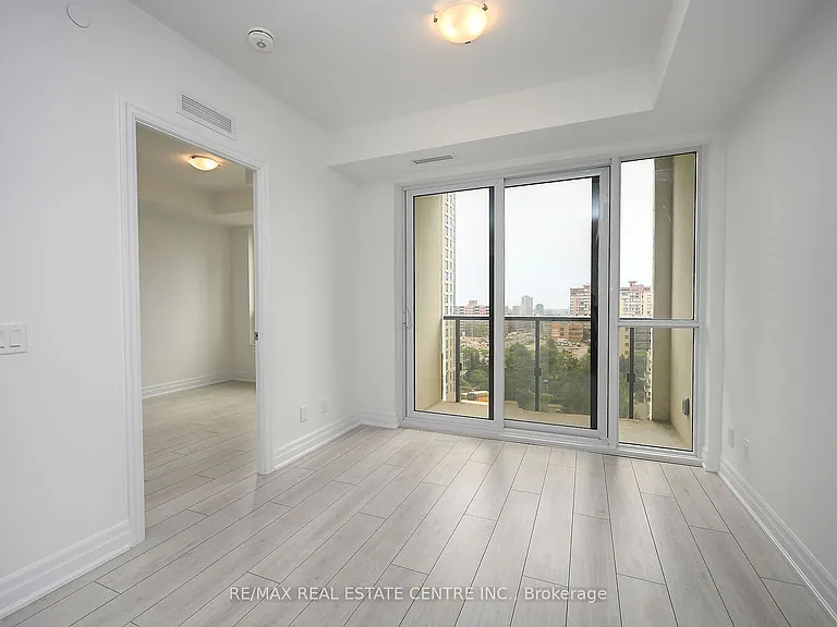 30 Elm Dr W #707 — Photo 11