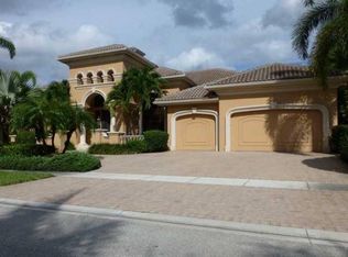 8357 Delprado Dr, Delray Beach, FL 33446
