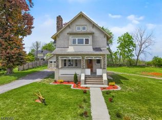 25 Prospect Ave, Andover, NJ 07821