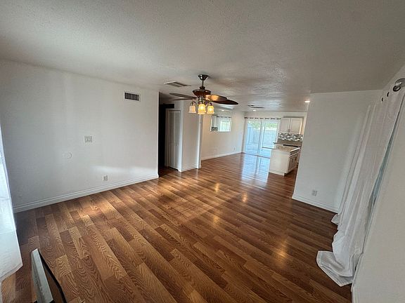 5th image of 42810 Yew St