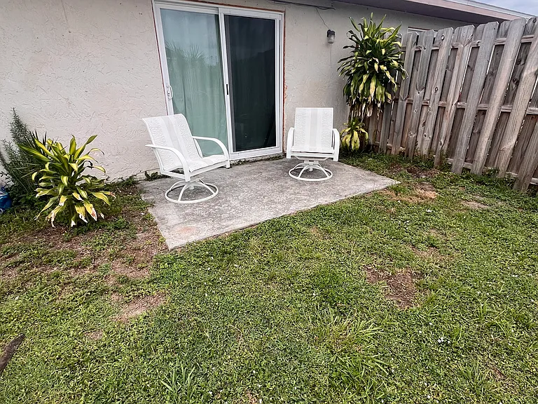 2412 61st St E — Photo 8