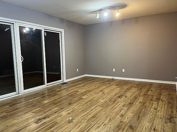 4th image of 126 Templewood Dr #126