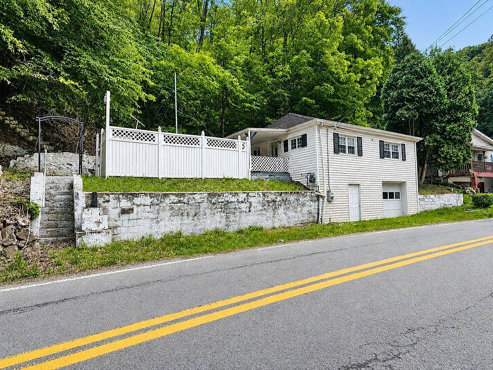 1st image of 1855 Oakhurst Dr
