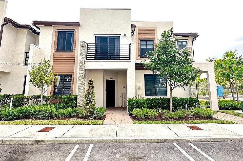 1st image of 20800 NE 5th Ct #Wnbcbb