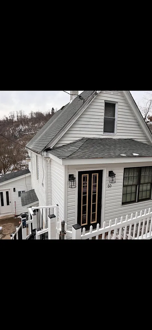 60 Prospect St photo 1