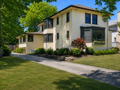 72 Warwick Rd, Winnetka, IL, 60093