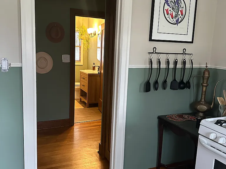 2732 Eldridge Ave #201 — Photo 13