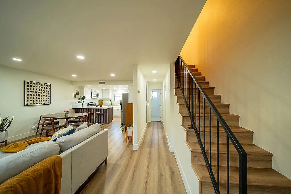 2 bed, 1.5 bath, 1350 sqft, $3,200 — Photo 1