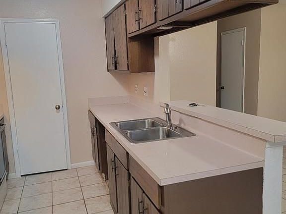 5th image of 13433 Castilian Dr #1