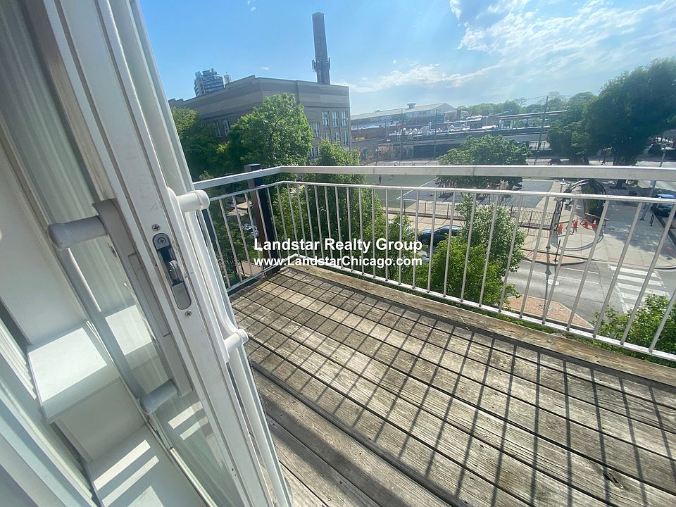 1st image of 1065 W Thorndale Ave APT 3