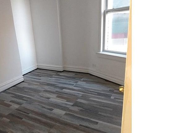 5th image of 6610 S Marquette Dr #1