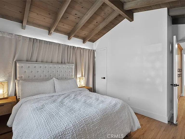 428 Cabrillo Ter — Photo 13