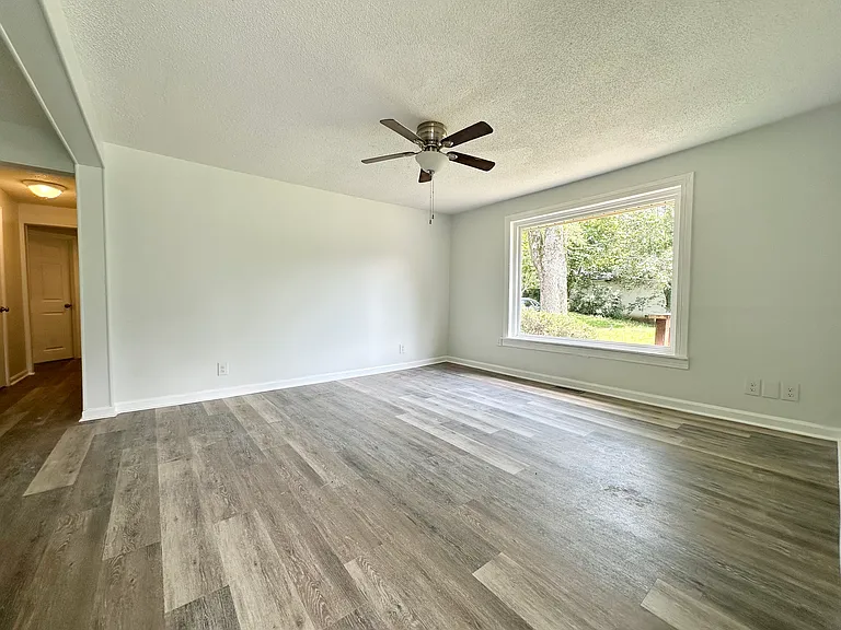 1711 Old Springville Rd — Photo 6
