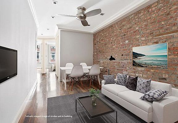 2nd image of 120 Mulberry St APT 4