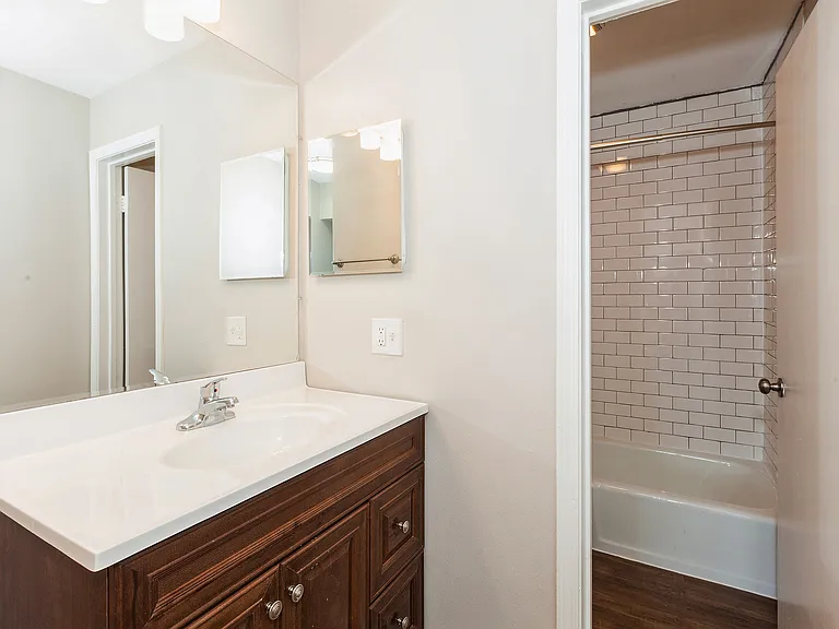 ReNew on Naper — Photo 11