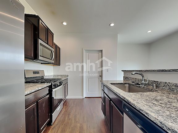 5th image of 19315 21st Avenue Ct E
