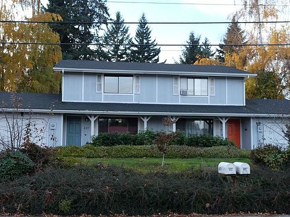 2nd image of 417 419 Phoenix St NE