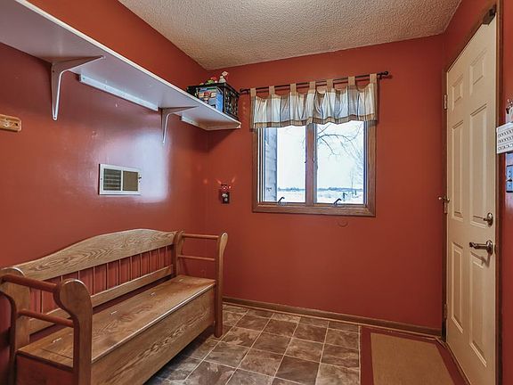 4th image of 4872 570th St
