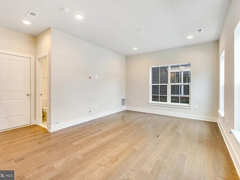 14813 Retreat Blvd — Photo 5