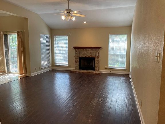 2nd image of 1313 Nightingale Dr